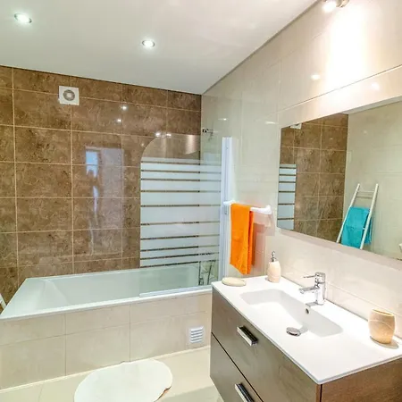Bica, Apartamento De Ferias *